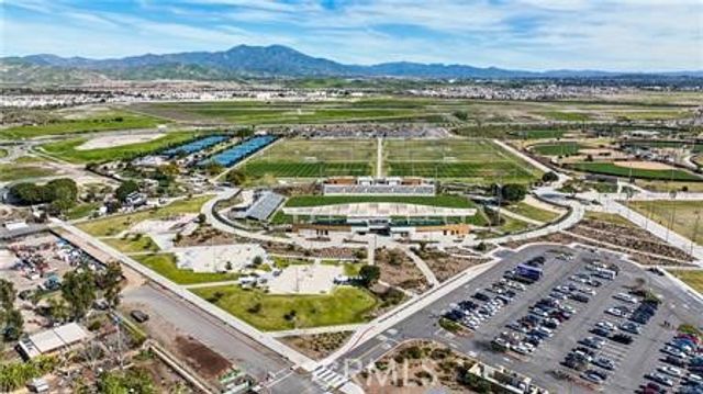 105 Culture, Irvine, CA 92618