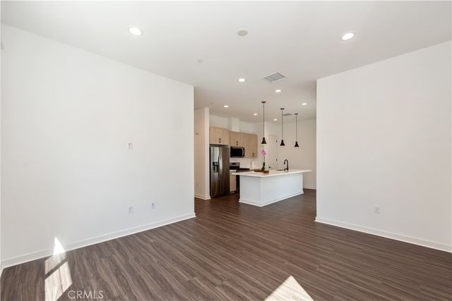 105 Culture, Irvine, CA 92618