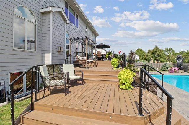1019 11th Avenue SE, Altoona, IA 50009