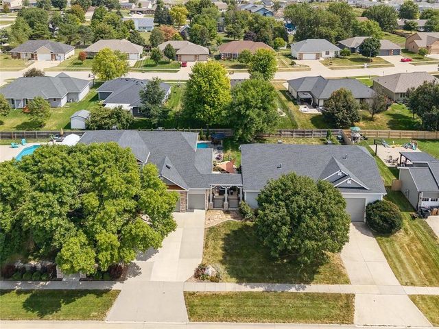 1019 11th Avenue SE, Altoona, IA 50009