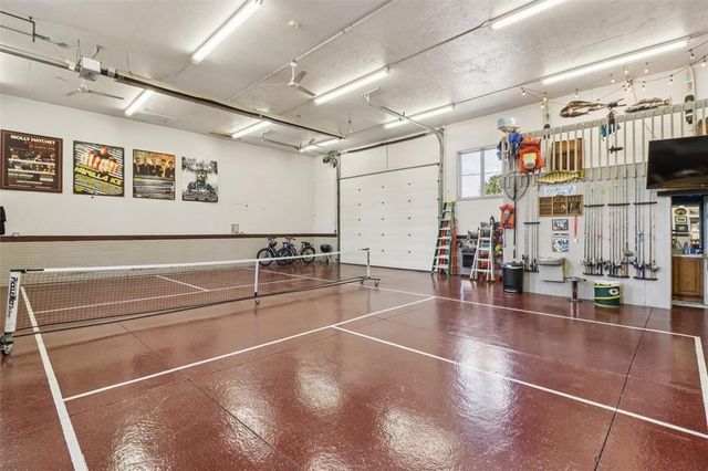 1019 11th Avenue SE, Altoona, IA 50009