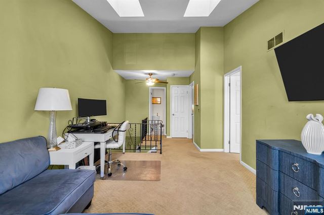 101 E Oak Street F6, Oakland, NJ 07436