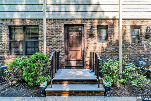 101 E Oak Street F6, Oakland, NJ 07436