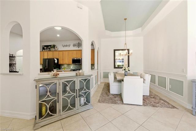 1822 Tarpon Bay DR S # 92, Naples, FL 34119