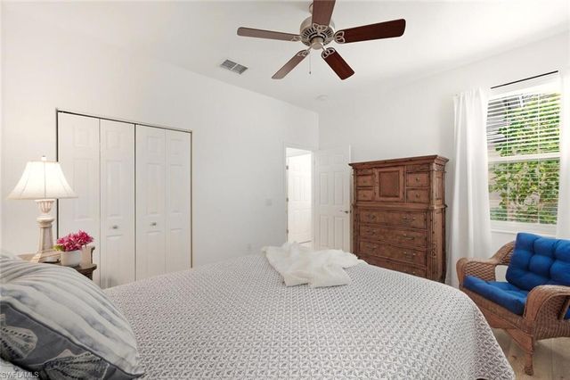 1822 Tarpon Bay DR S # 92, Naples, FL 34119