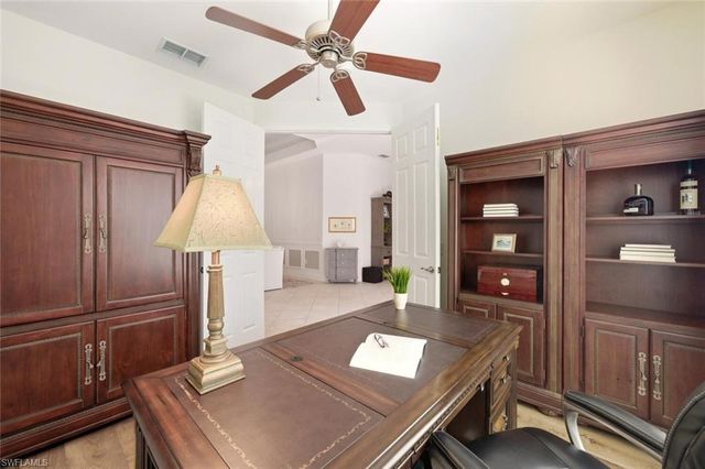 1822 Tarpon Bay DR S # 92, Naples, FL 34119