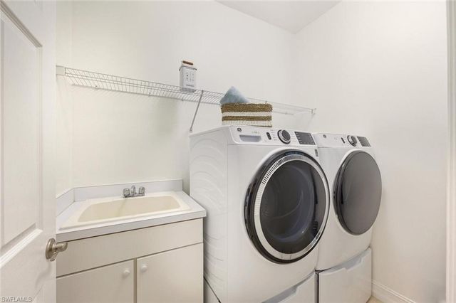 1822 Tarpon Bay DR S # 92, Naples, FL 34119