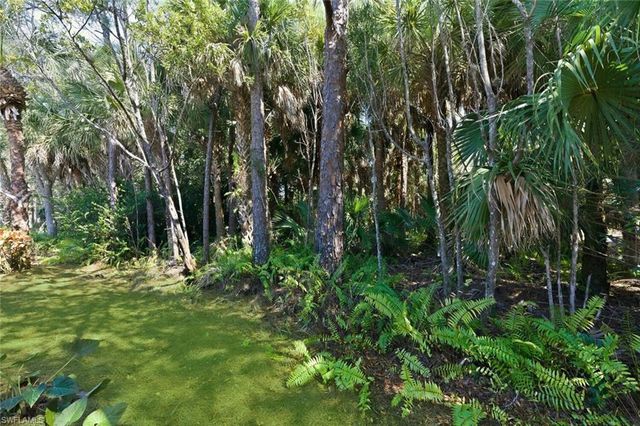 1822 Tarpon Bay DR S # 92, Naples, FL 34119