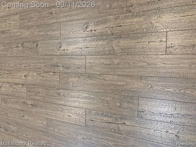 42160 E Woodward Avenue 11, Bloomfield Hills, MI 48304