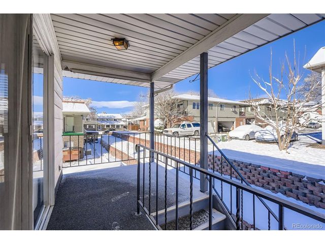 9859 Croke Dr, Denver, CO 80260