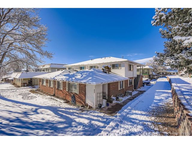 9859 Croke Dr, Denver, CO 80260