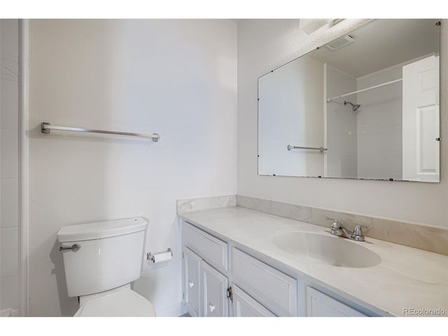 9859 Croke Dr, Denver, CO 80260