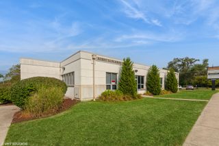 4906 S Main Street 102, Lisle, IL 60532