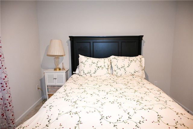 1020 Sandstone Avenue, Akron, OH 44312