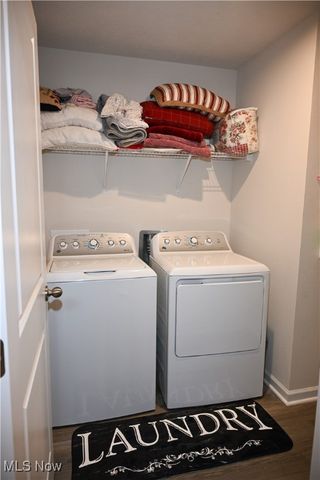 1020 Sandstone Avenue, Akron, OH 44312