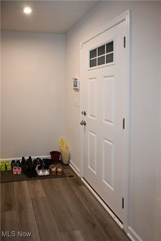 1020 Sandstone Avenue, Akron, OH 44312