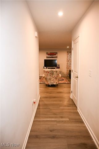 1020 Sandstone Avenue, Akron, OH 44312