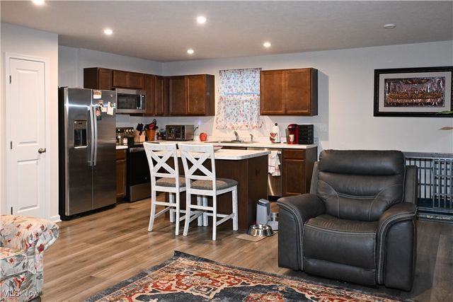 1020 Sandstone Avenue, Akron, OH 44312