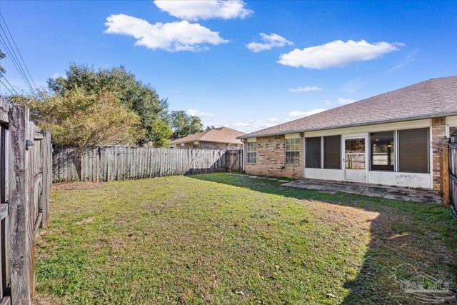 6886 Kapok Dr, Milton, FL 32583