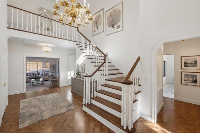 1080 Macadamia Drive, Hillsborough, CA 94010