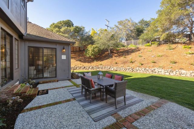 1080 Macadamia Drive, Hillsborough, CA 94010