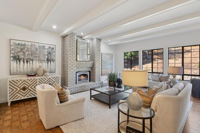 1080 Macadamia Drive, Hillsborough, CA 94010