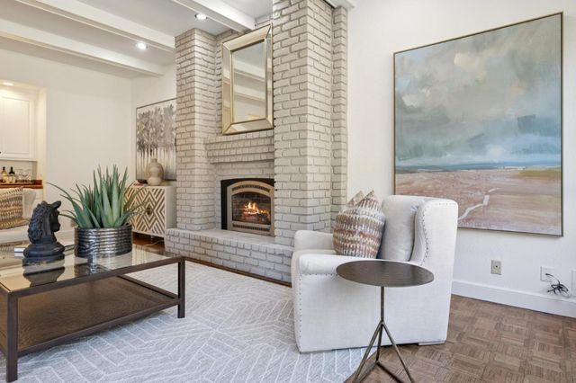 1080 Macadamia Drive, Hillsborough, CA 94010