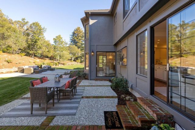 1080 Macadamia Drive, Hillsborough, CA 94010