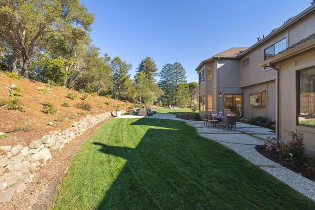 1080 Macadamia Drive, Hillsborough, CA 94010