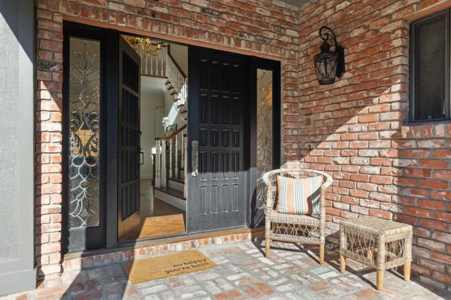 1080 Macadamia Drive, Hillsborough, CA 94010