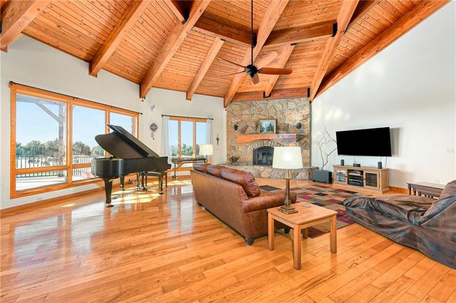 32846 Block Road, Paola, KS 66071