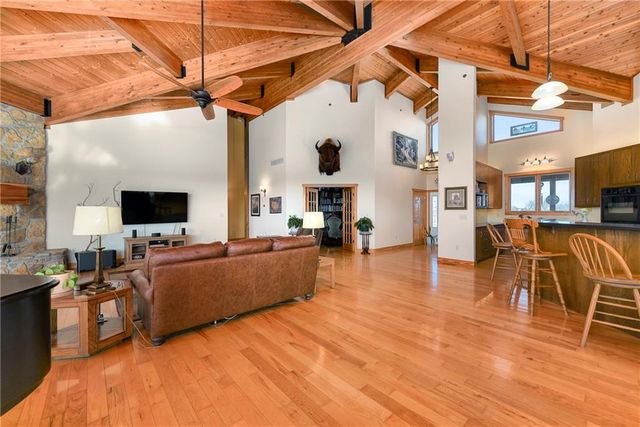 32846 Block Road, Paola, KS 66071