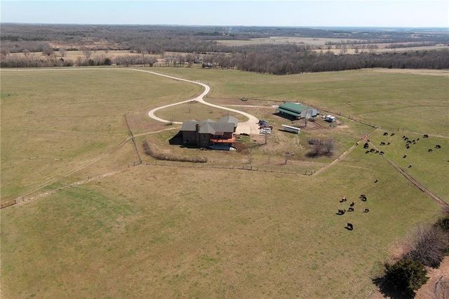32846 Block Road, Paola, KS 66071