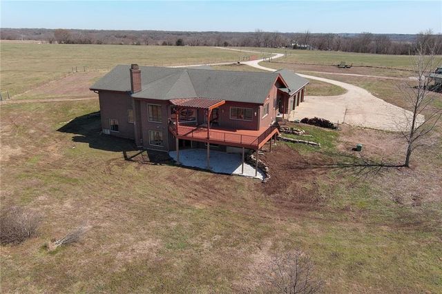 32846 Block Road, Paola, KS 66071