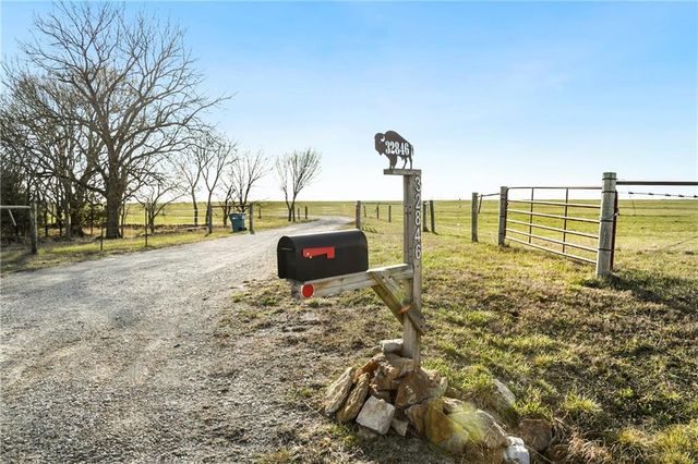 32846 Block Road, Paola, KS 66071