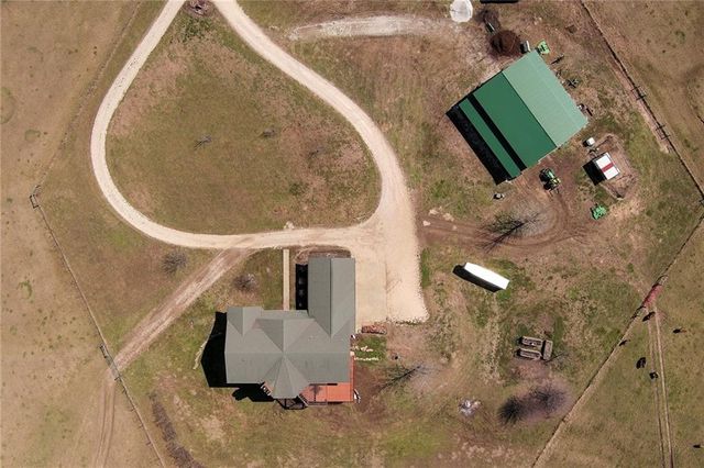 32846 Block Road, Paola, KS 66071