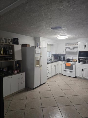 2203 MAUREEN DRIVE, Holiday, FL 34690