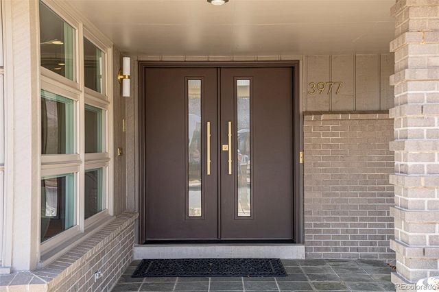 3977 S Jasmine Street, Denver, CO 80237