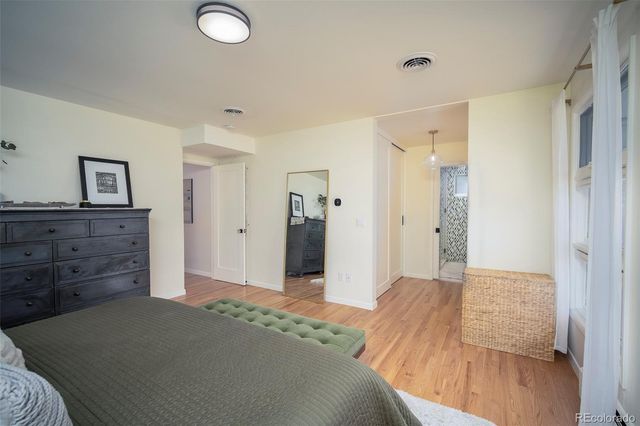 3977 S Jasmine Street, Denver, CO 80237