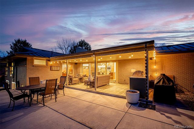 3977 S Jasmine Street, Denver, CO 80237