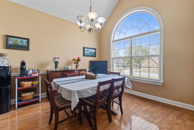 103 Canary Ln, Shelbyville, TN 37160
