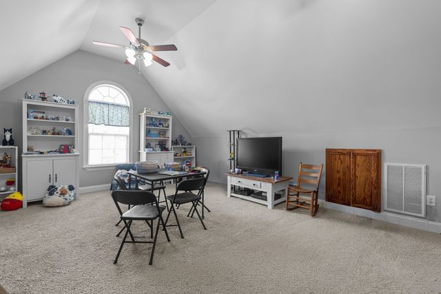 103 Canary Ln, Shelbyville, TN 37160