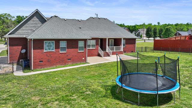 103 Canary Ln, Shelbyville, TN 37160