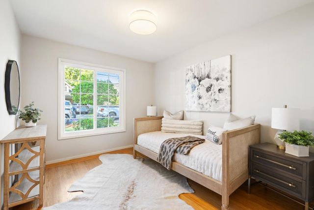 1527 Laurel Place, Menlo Park, CA 94025