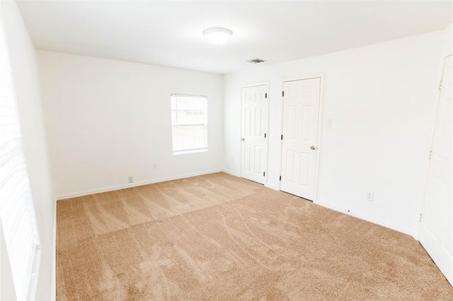 119 S Carroll Street, La Porte, TX 77571