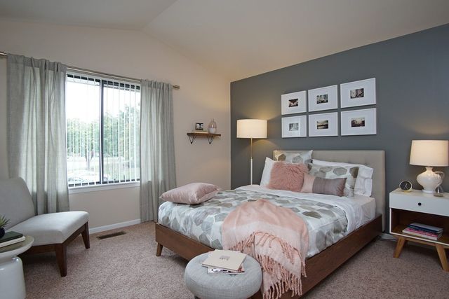 1903 Brookdale Drive 208, Naperville, IL 60563