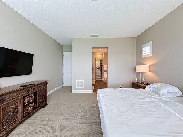 264 SILVER MAPLE ROAD, Groveland, FL 34736