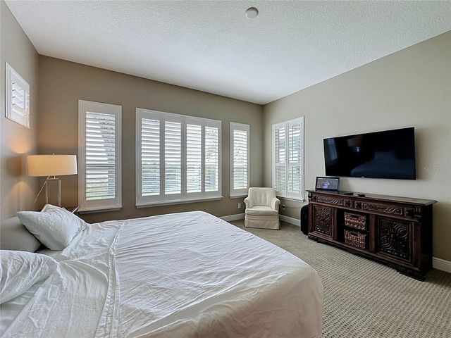 264 SILVER MAPLE ROAD, Groveland, FL 34736