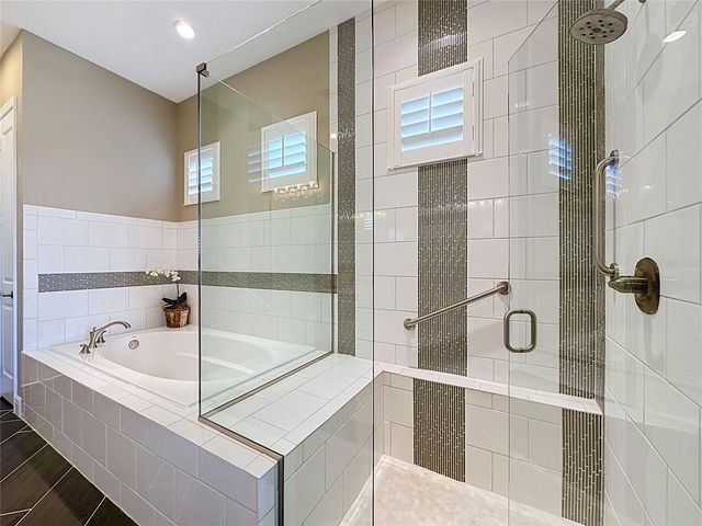 264 SILVER MAPLE ROAD, Groveland, FL 34736