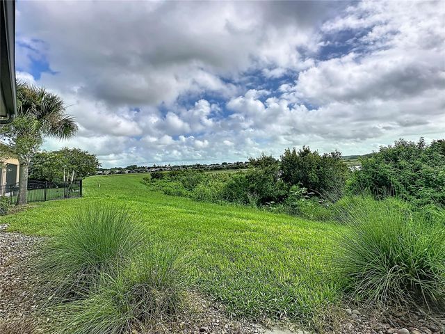 264 SILVER MAPLE ROAD, Groveland, FL 34736